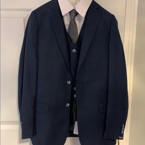 Youth suit